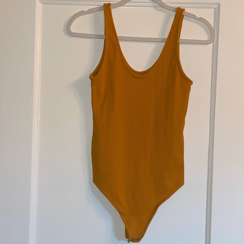 A&F Ribbed Bodysuit Size M